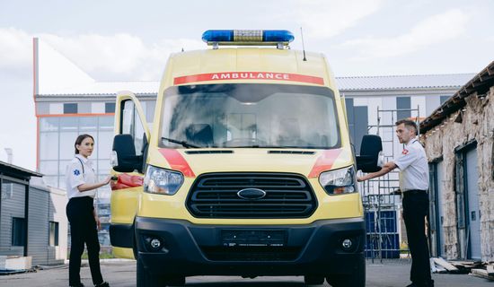 正安救护车转运患者400公里如何收费